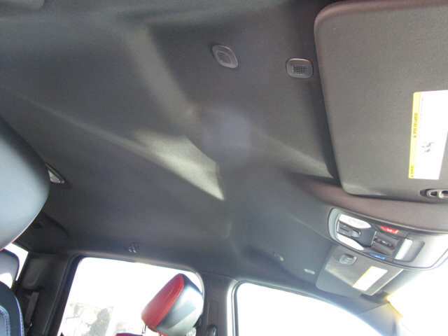 2019 RAM 1500 in Tampa, FL 33604-6914 - 18094304 13