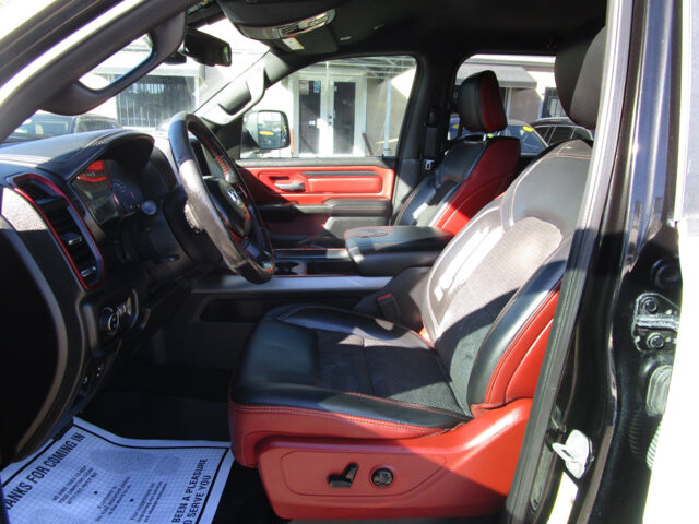 2019 RAM 1500 in Tampa, FL 33604-6914 - 18094304 8