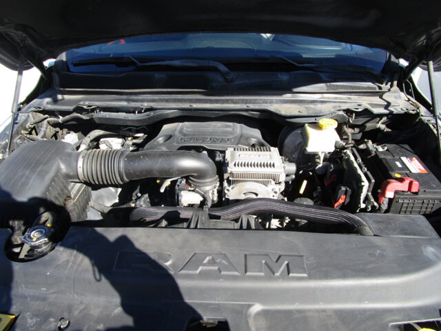 2019 RAM 1500 in Tampa, FL 33604-6914 - 18094304 21