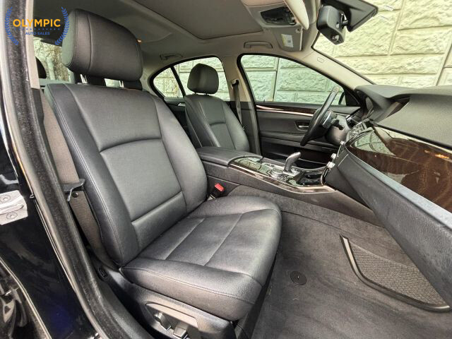 2016 BMW 528i in Decatur, GA 30032 - 18094311 40