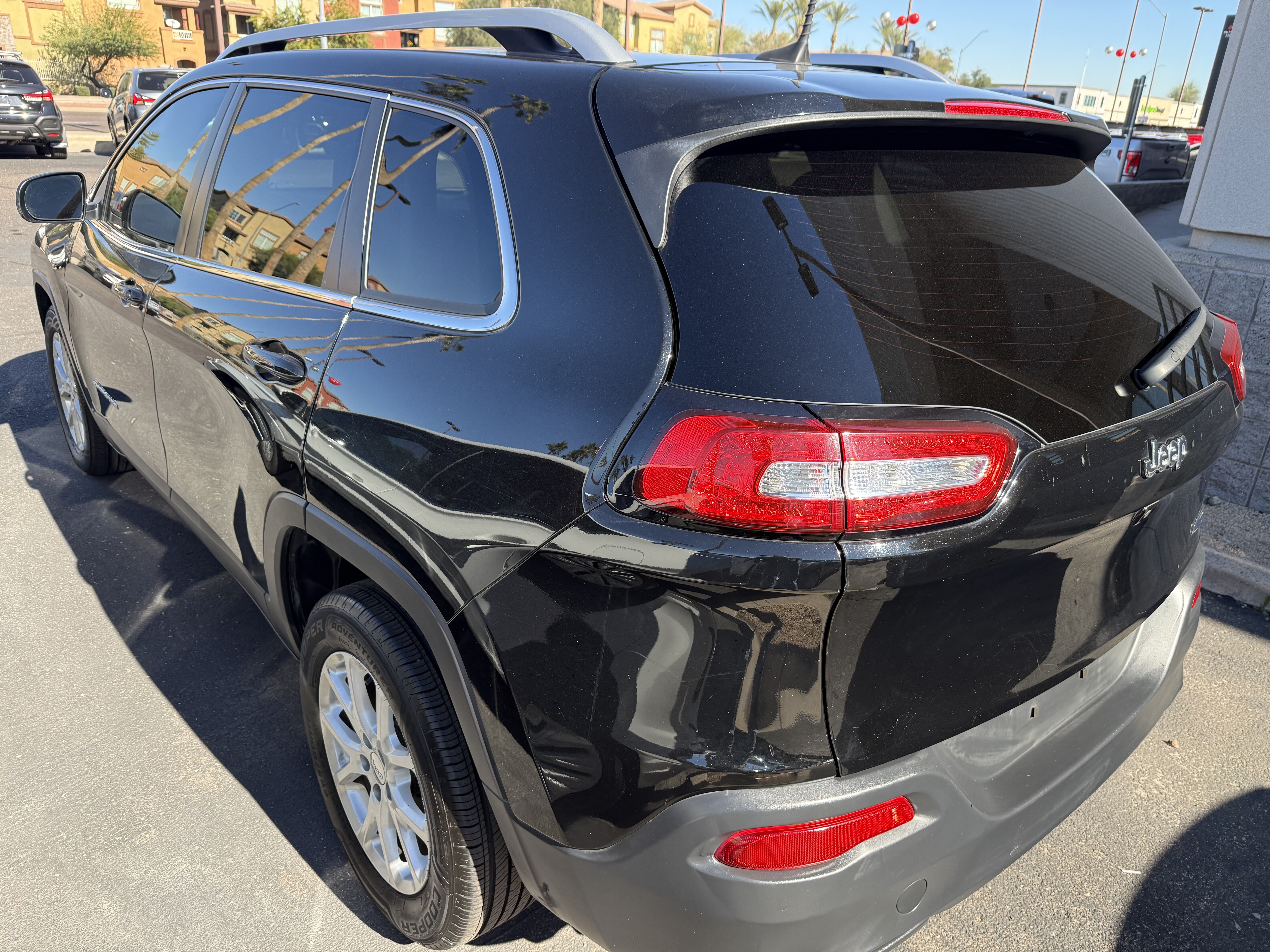 2017 Jeep Cherokee in Phoenix, AZ 85022 - 18094318 6