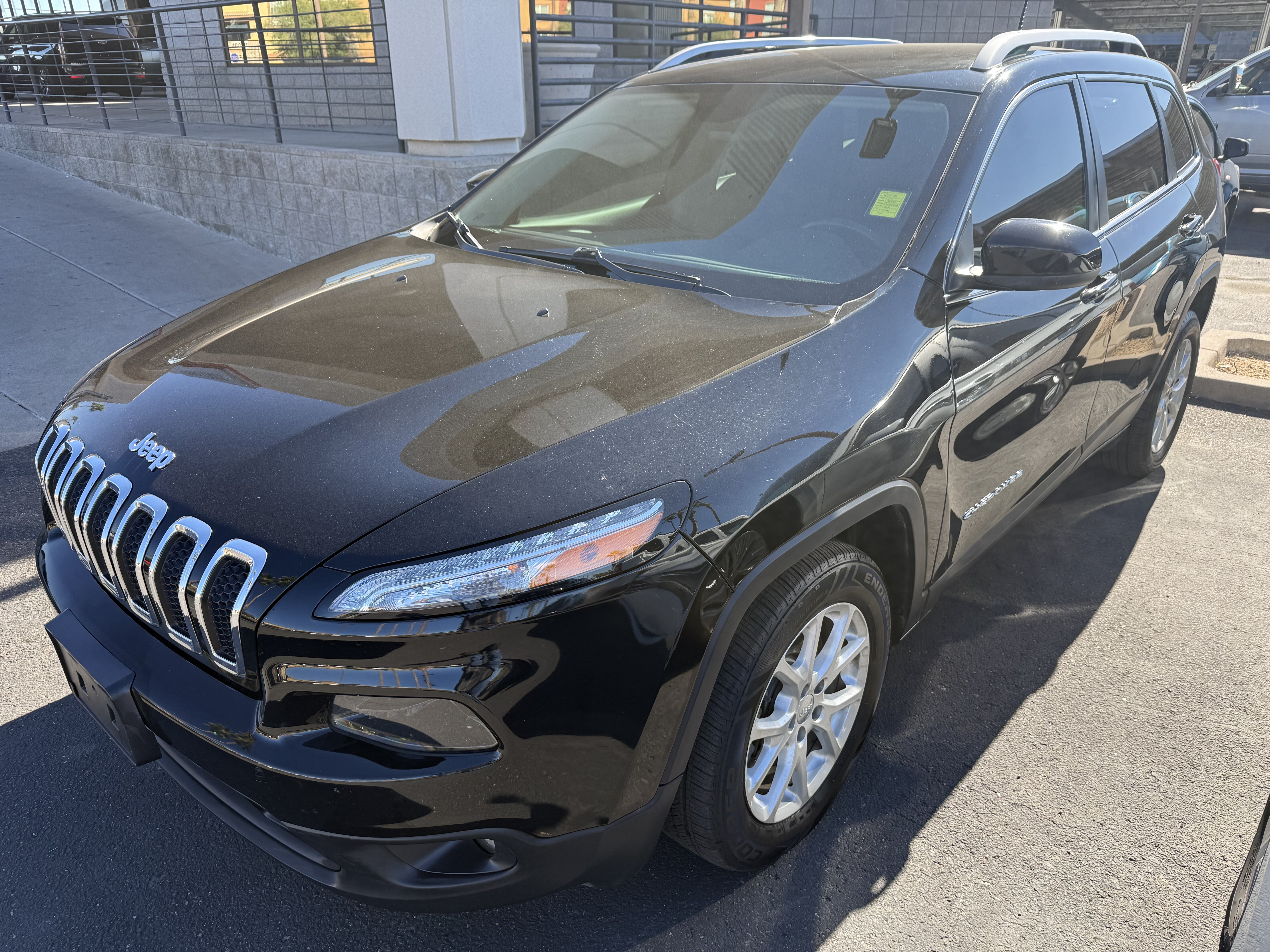 2017 Jeep Cherokee in Phoenix, AZ 85022 - 18094318