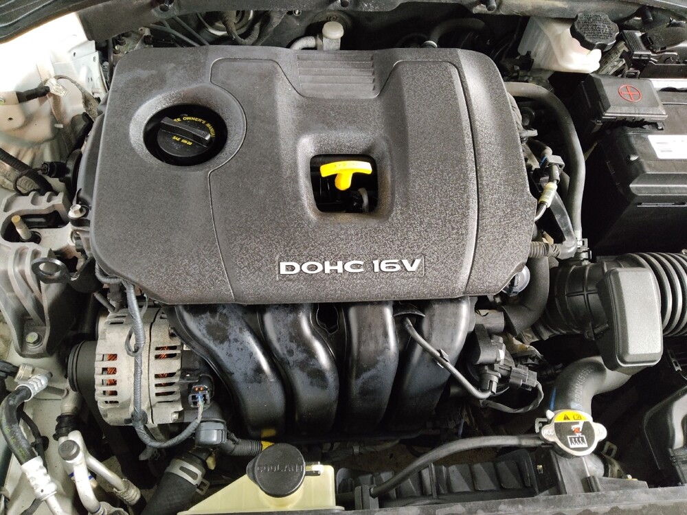 2017 Hyundai Elantra in Pelham, AL 35124 - 18094325 30