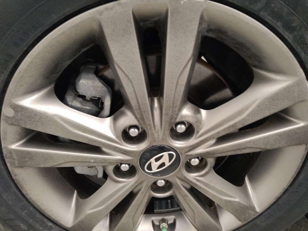 2017 Hyundai Elantra in Pelham, AL 35124 - 18094325 31