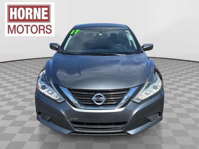 2017 Nissan Altima in Mesa, AZ 85212 - 18094336 2