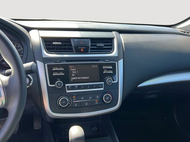 2017 Nissan Altima in Mesa, AZ 85212 - 18094336 13