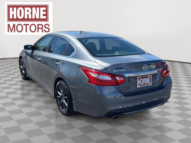 2017 Nissan Altima in Mesa, AZ 85212 - 18094336 7
