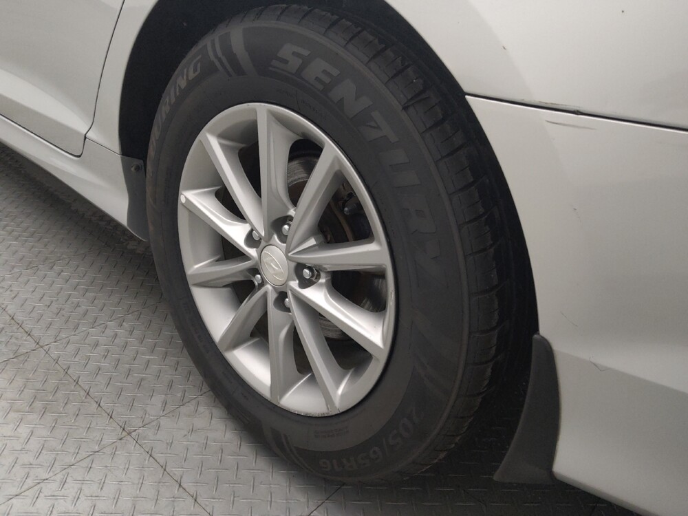 2018 Hyundai Sonata in Houston, TX 77060 - 18094346 31