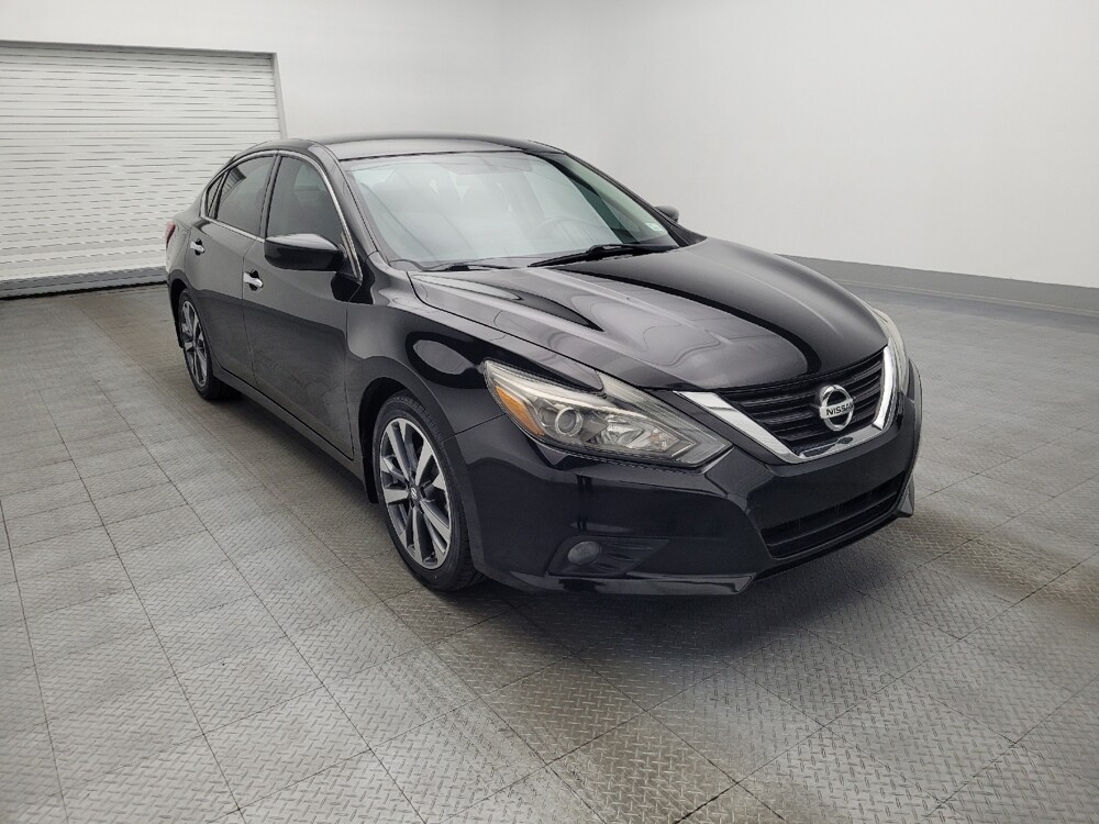2017 Nissan Altima in Miami, FL 33157 - 18094347 13