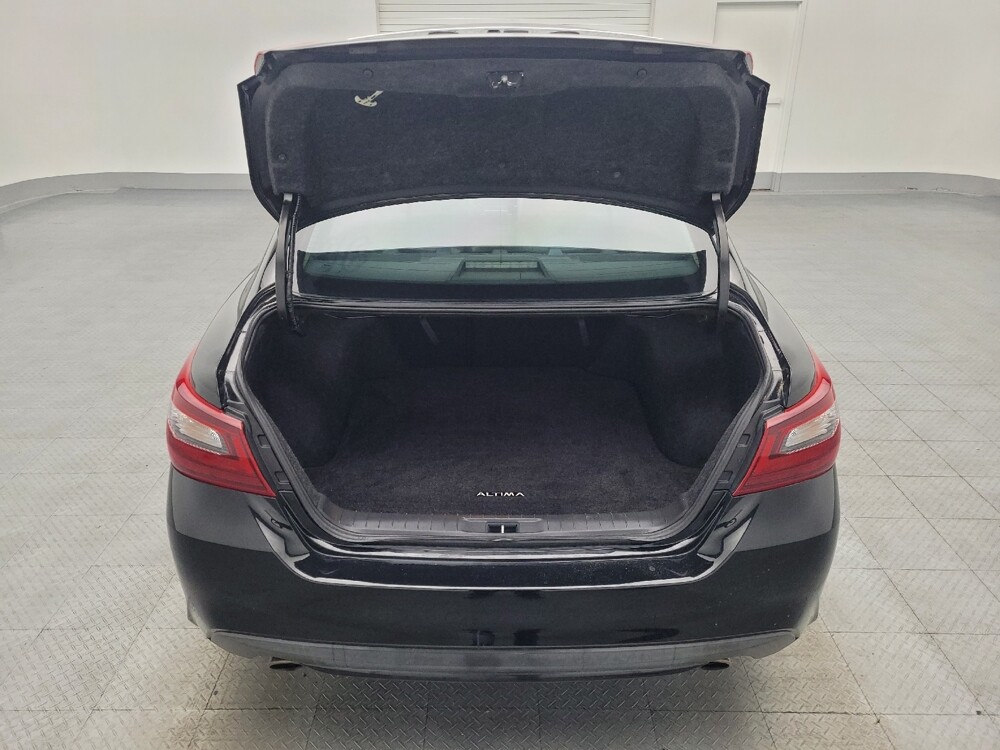 2017 Nissan Altima in Miami, FL 33157 - 18094347 29