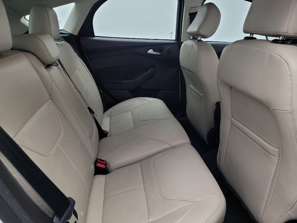 2018 Ford Focus in Gainesville, FL 32609 - 18094350 19