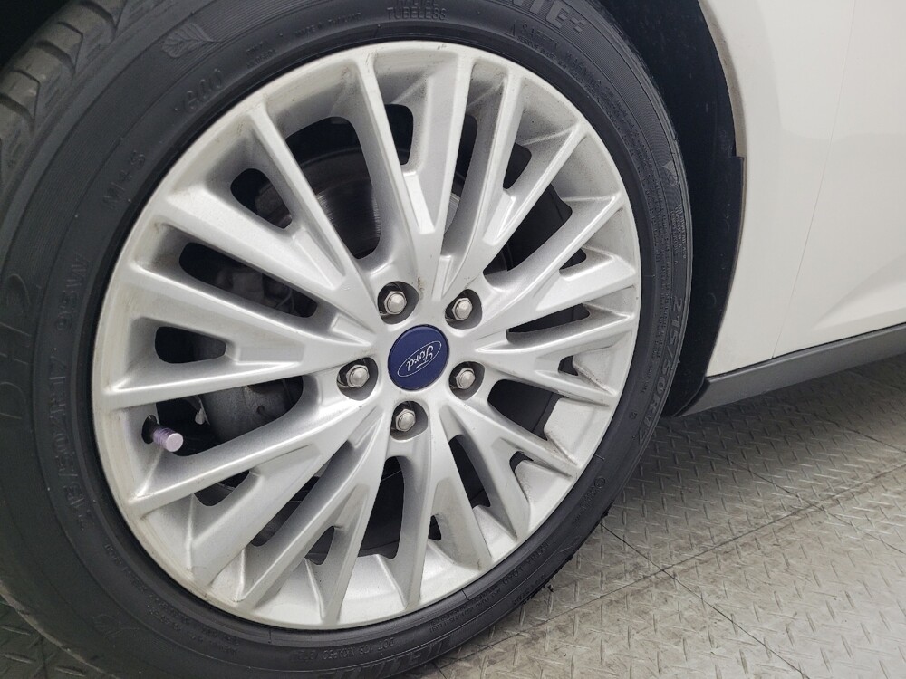 2018 Ford Focus in Gainesville, FL 32609 - 18094350 31