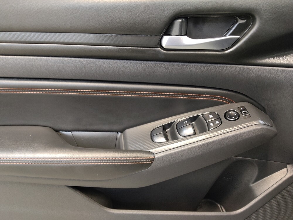 2019 Nissan Altima in Cincinnati, OH 45255 - 18094367 27