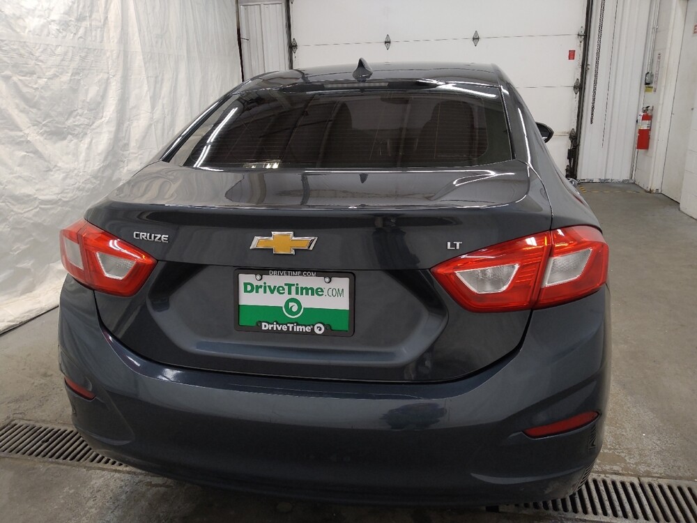 2017 Chevrolet Cruze in Cincinnati, OH 45255 - 18094368 7