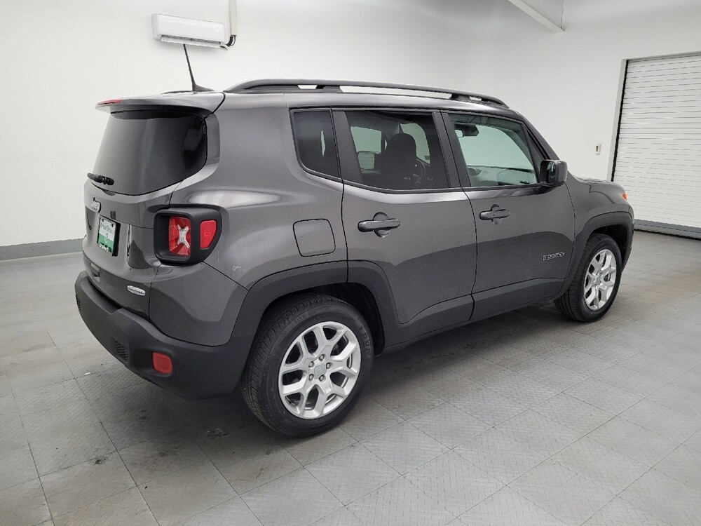 2018 Jeep Renegade in Taylor, MI 48180 - 18094369 10