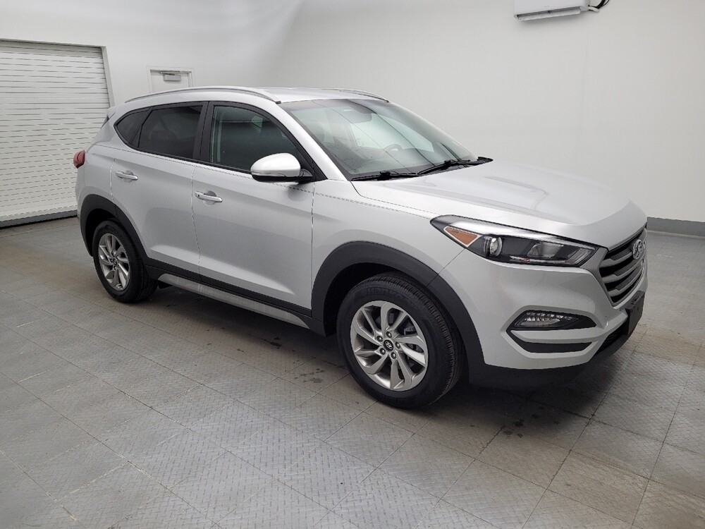 2017 Hyundai Tucson in Cincinnati, OH 45255 - 18094371 11