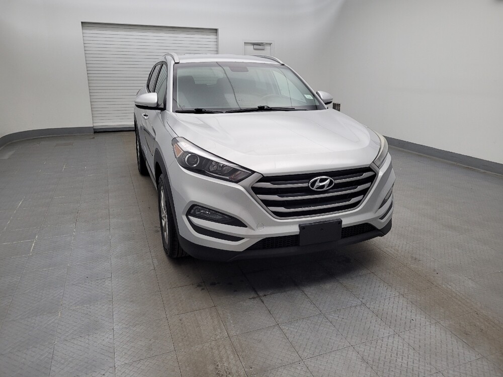 2017 Hyundai Tucson in Cincinnati, OH 45255 - 18094371 14