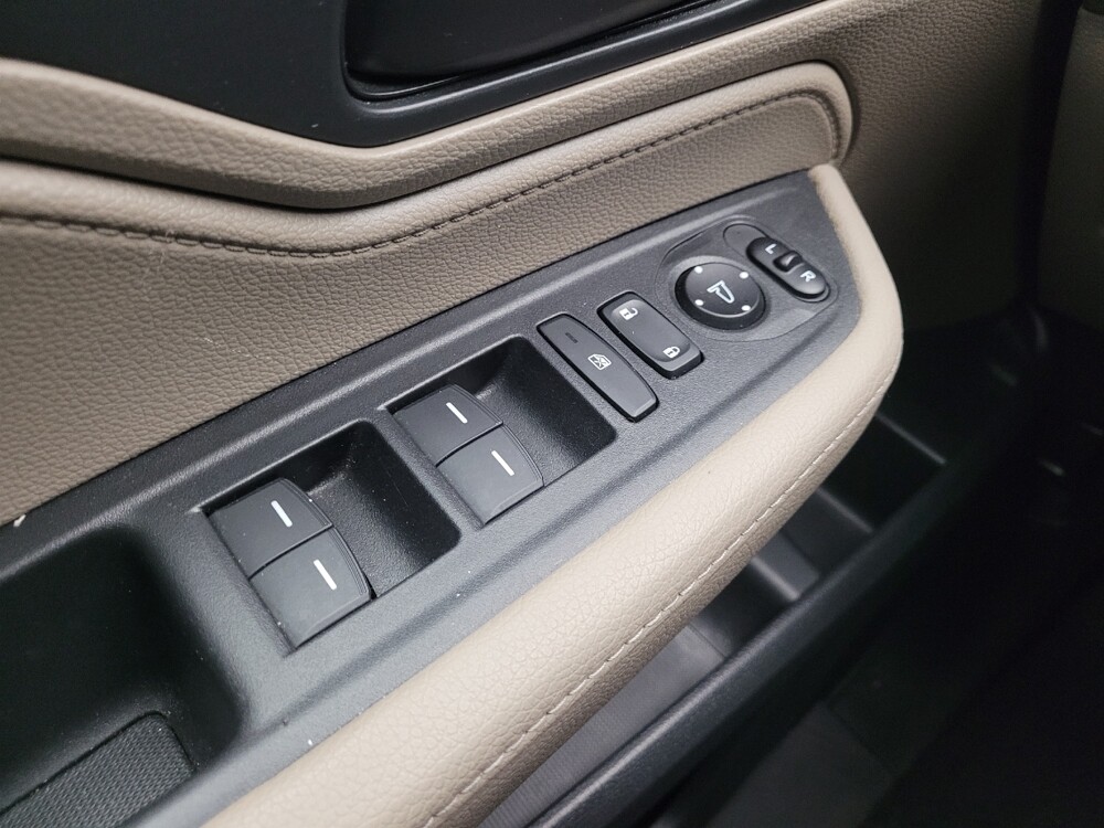 2018 Honda Odyssey in Taylor, MI 48180 - 18094386 27