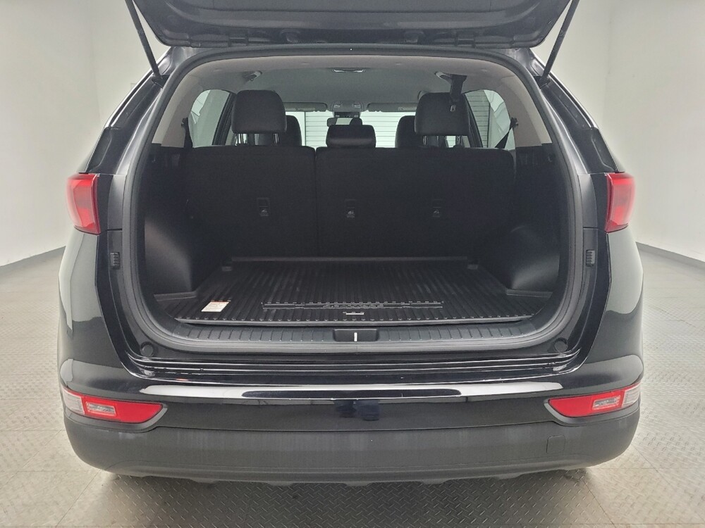 2018 Kia Sportage in Taylor, MI 48180 - 18094387 29