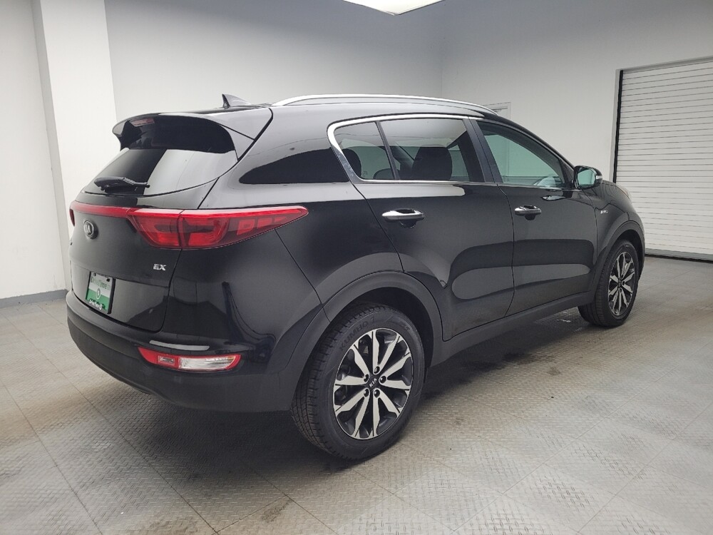 2018 Kia Sportage in Taylor, MI 48180 - 18094387 10
