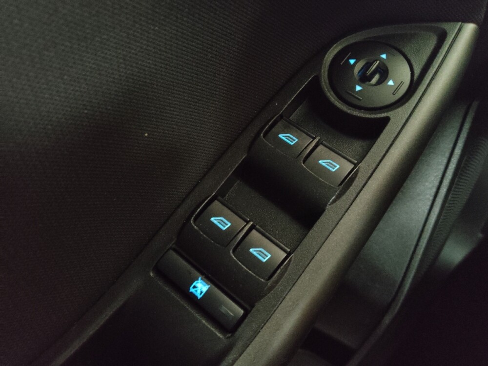 2017 Ford Focus in Pelham, AL 35124 - 18094396 27