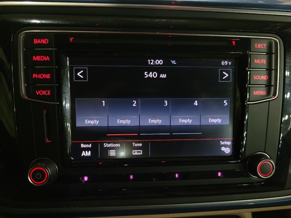 2016 Volkswagen Beetle in Glen Burnie, MD 21061 - 18094398 25