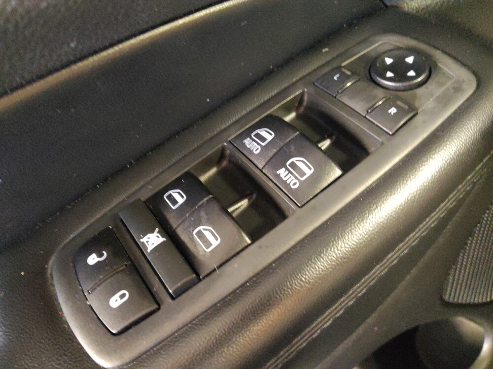 2019 Jeep Grand Cherokee in Houston, TX 77074 - 18094401 27