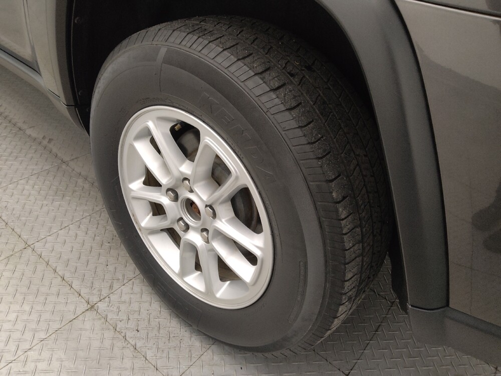 2019 Jeep Grand Cherokee in Houston, TX 77074 - 18094401 31