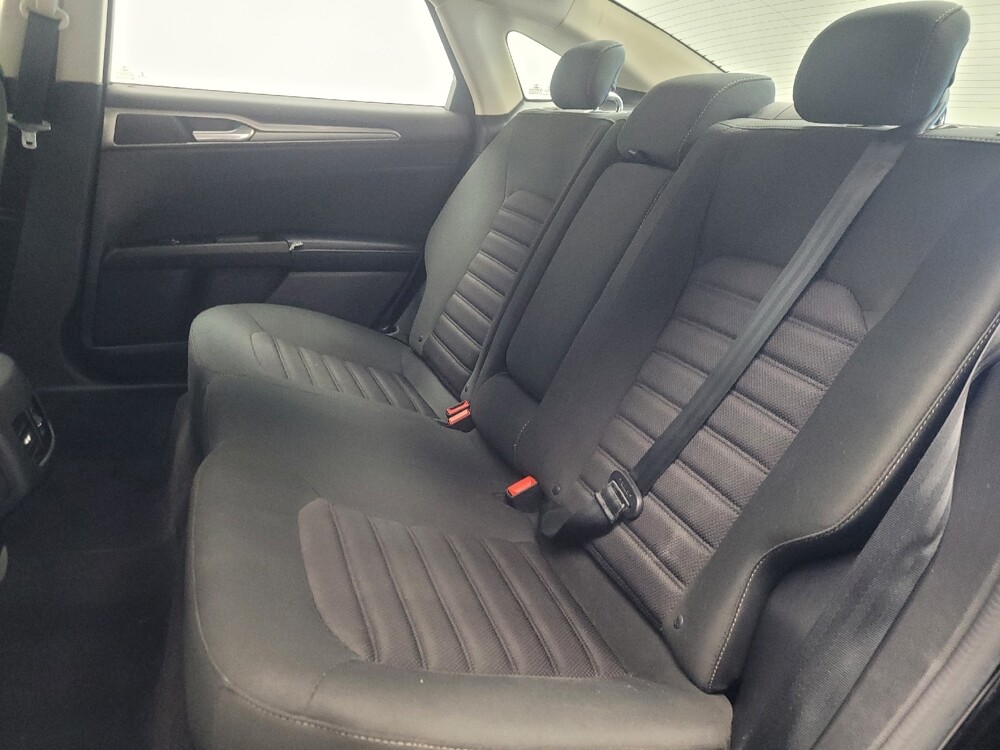 2017 Ford Fusion in Indianapolis, IN 46222 - 18094408 18