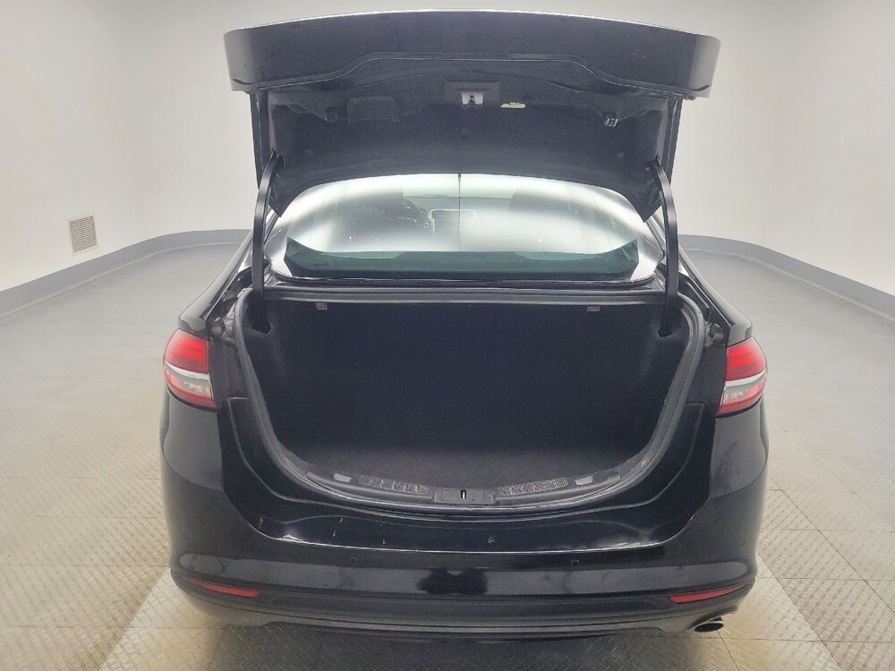 2017 Ford Fusion in Indianapolis, IN 46222 - 18094408 29