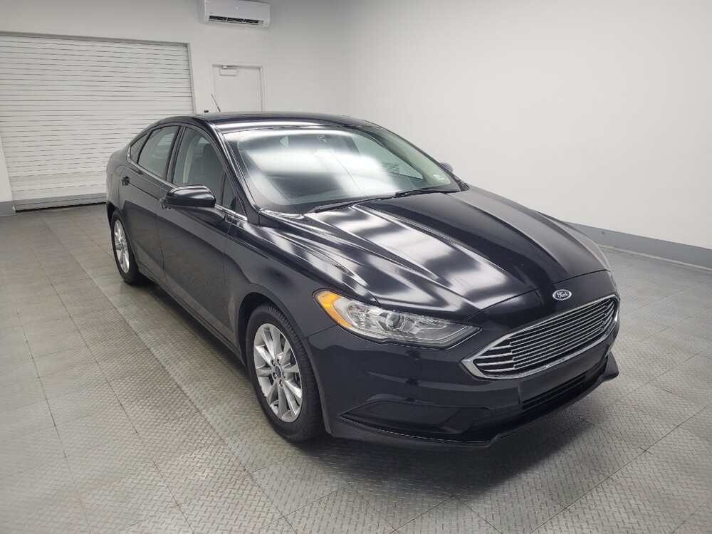 2017 Ford Fusion in Indianapolis, IN 46222 - 18094408 13
