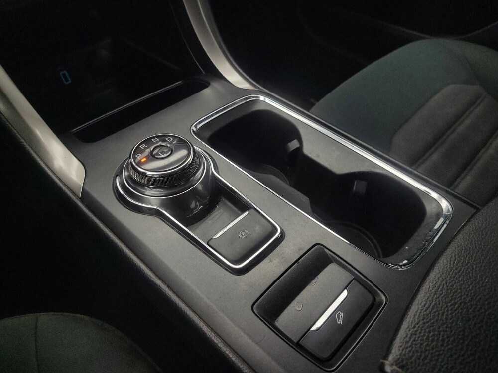 2017 Ford Fusion in Indianapolis, IN 46222 - 18094408 26