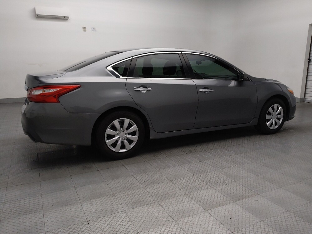 2016 Nissan Altima in El Paso, TX 79907 - 18094410 10