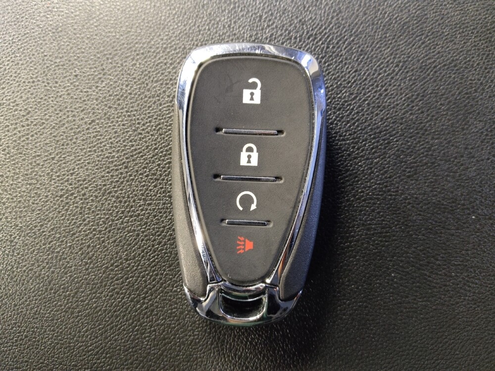 2022 Chevrolet Equinox in Houston, TX 77060 - 18094421 32