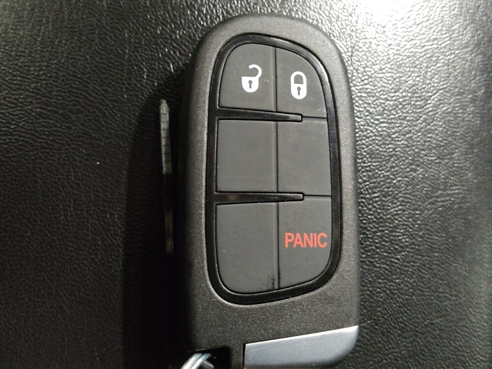 2020 Jeep Cherokee in El Paso, TX 79907 - 18094427 32