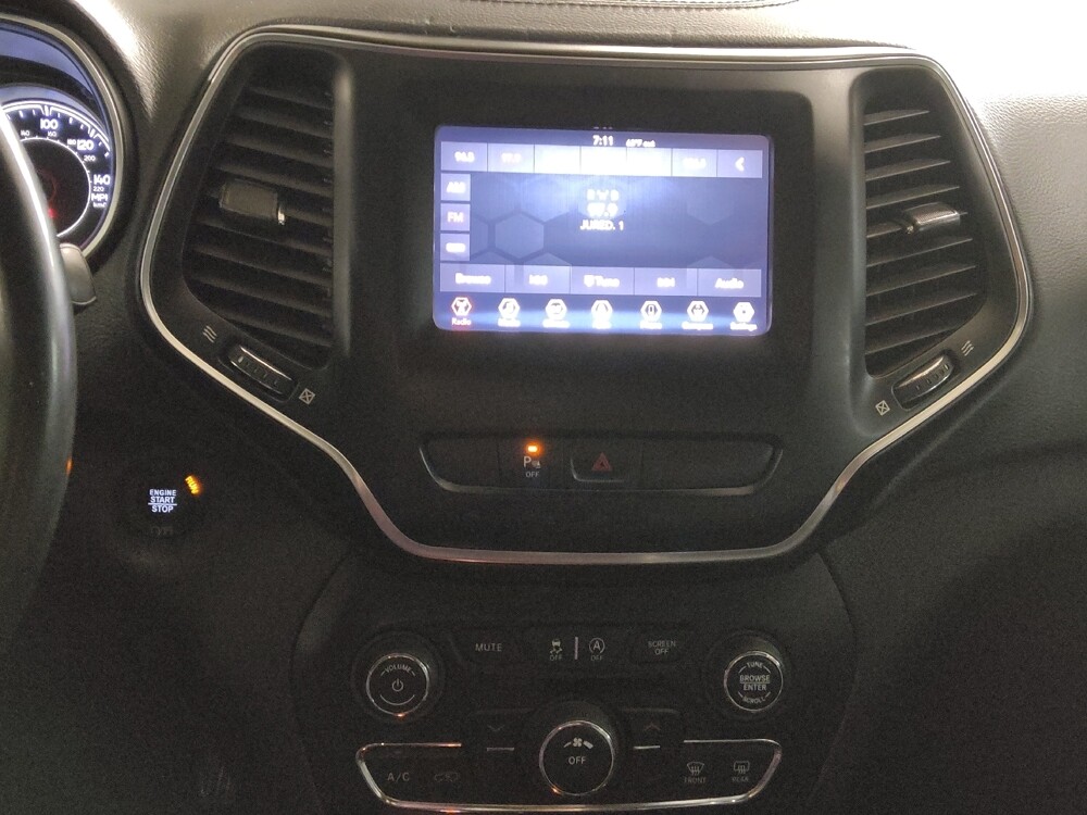 2020 Jeep Cherokee in El Paso, TX 79907 - 18094427 25