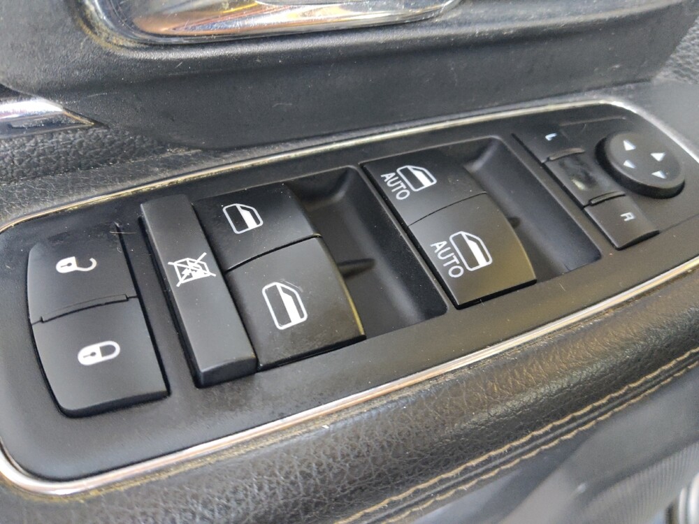 2017 RAM 1500 in Houston, TX 77074 - 18094428 27