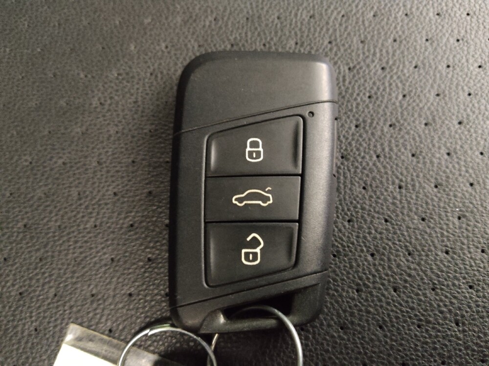 2019 Volkswagen Jetta in Midlothian, IL 60445 - 18094432 32