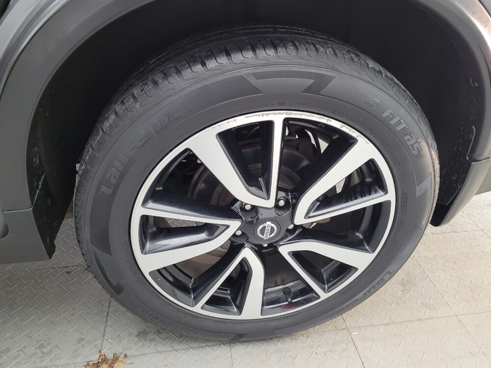 2018 Nissan Rogue in Cincinnati, OH 45255 - 18094433 31