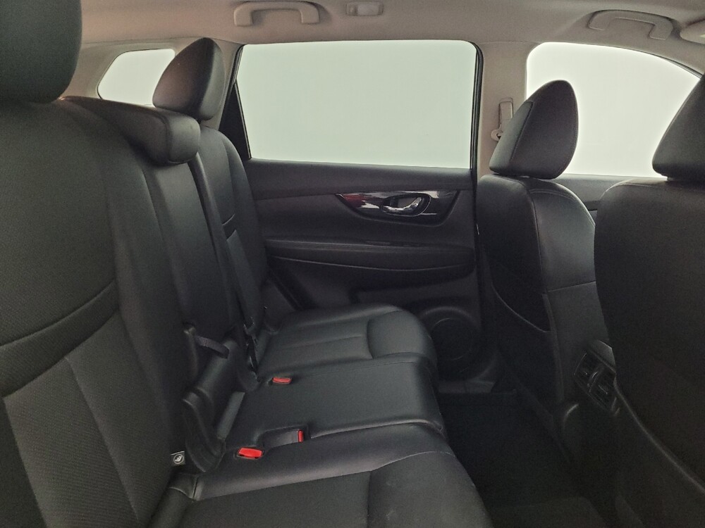 2018 Nissan Rogue in Cincinnati, OH 45255 - 18094433 19