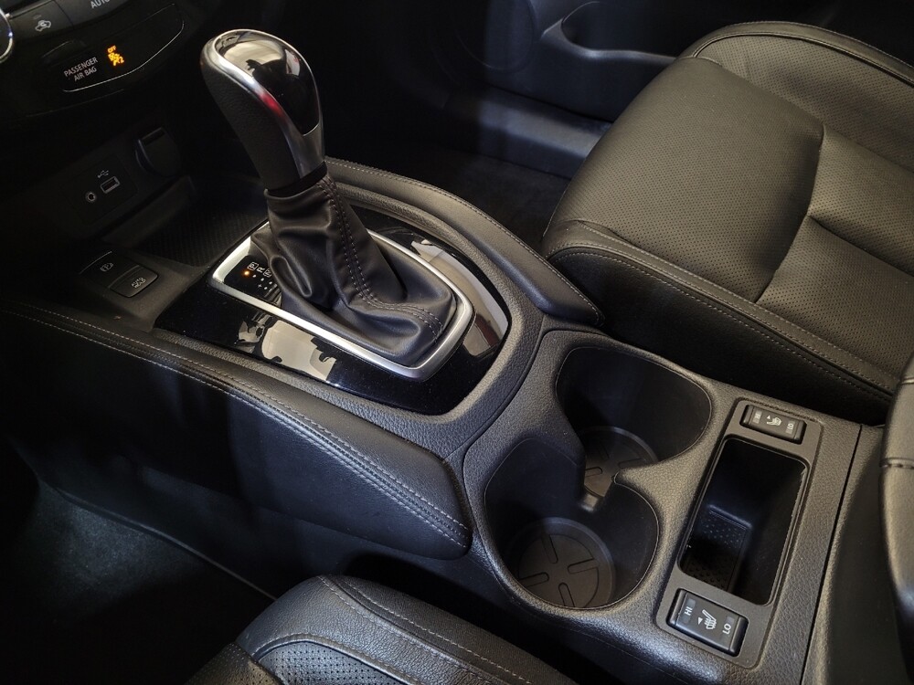 2018 Nissan Rogue in Cincinnati, OH 45255 - 18094433 26