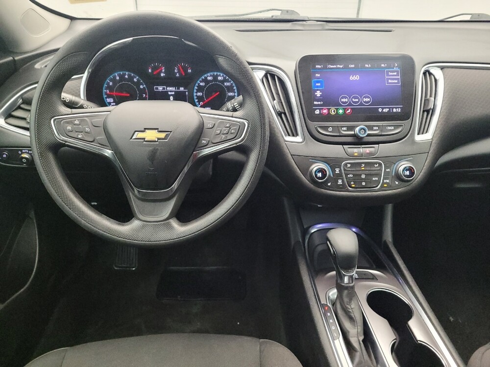 2021 Chevrolet Malibu in Cincinnati, OH 45255 - 18094434 22