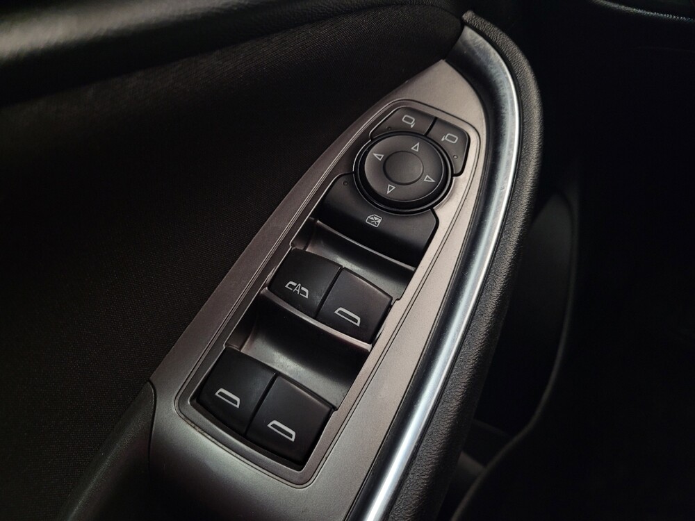 2021 Chevrolet Malibu in Cincinnati, OH 45255 - 18094434 27