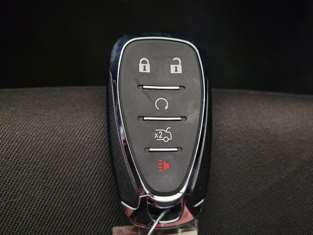 2021 Chevrolet Malibu in Cincinnati, OH 45255 - 18094434 32