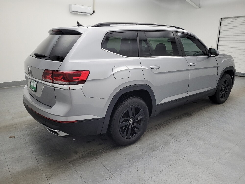2021 Volkswagen Atlas in Cincinnati, OH 45255 - 18094435 10