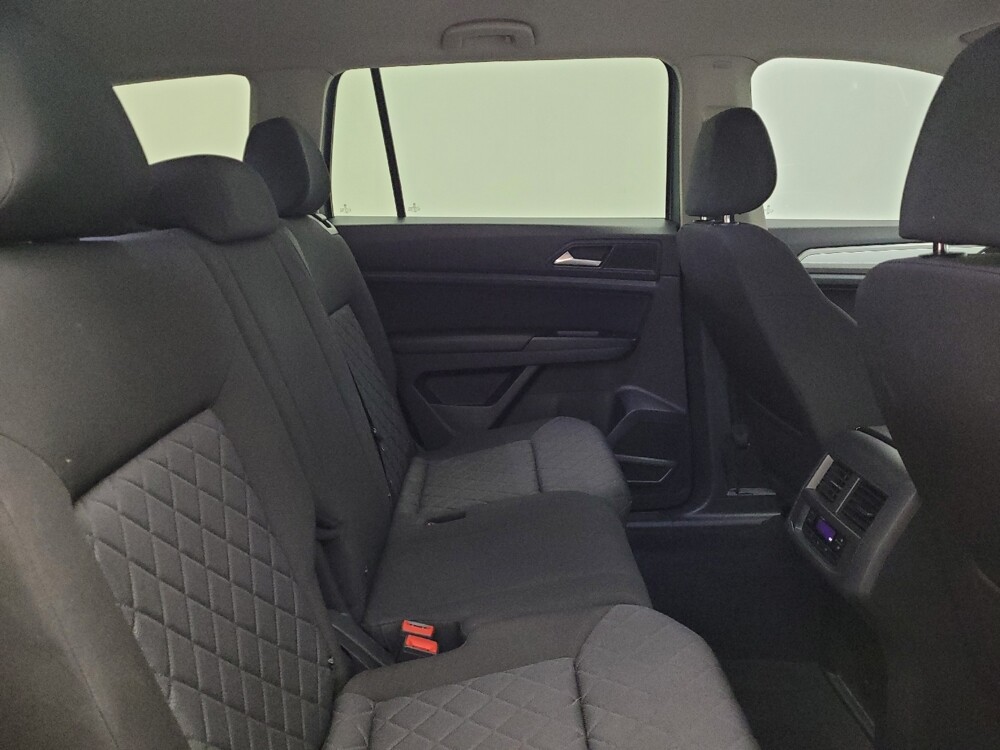 2021 Volkswagen Atlas in Cincinnati, OH 45255 - 18094435 19