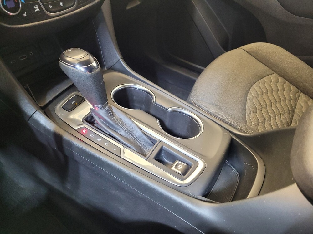 2020 Chevrolet Equinox in Cincinnati, OH 45255 - 18094436 26