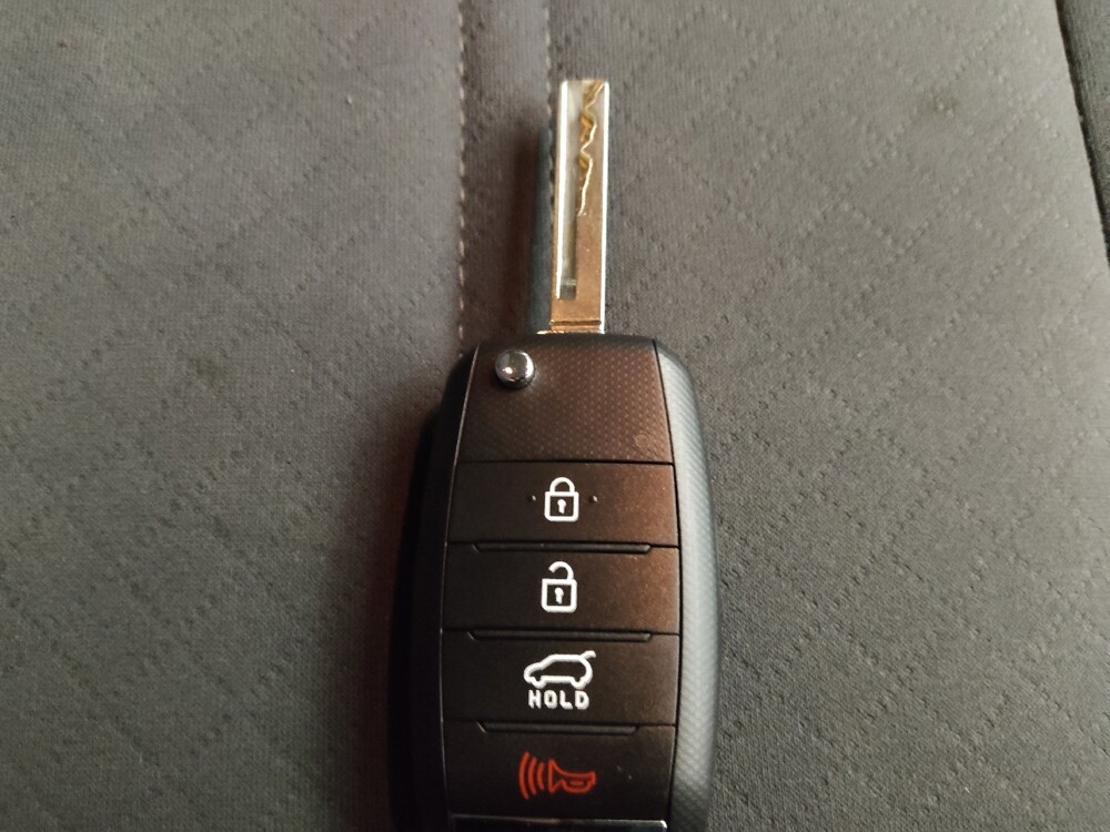 2019 Kia Sorento in Midlothian, IL 60445 - 18094439 32