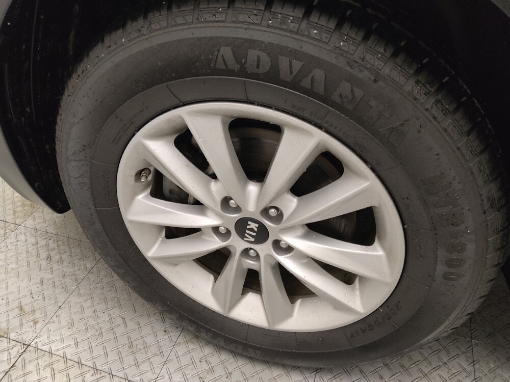 2019 Kia Sorento in Midlothian, IL 60445 - 18094439 31