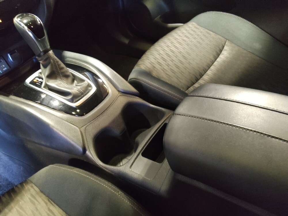 2017 Nissan Rogue in Miami, FL 33157 - 18094445 26